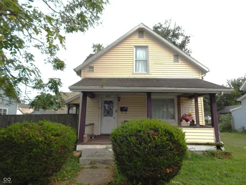 407 E College Street