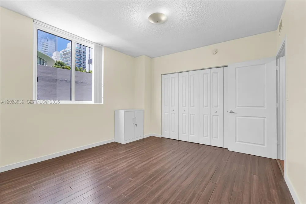 601 NE 23rd St #901 Miami, FL 33137