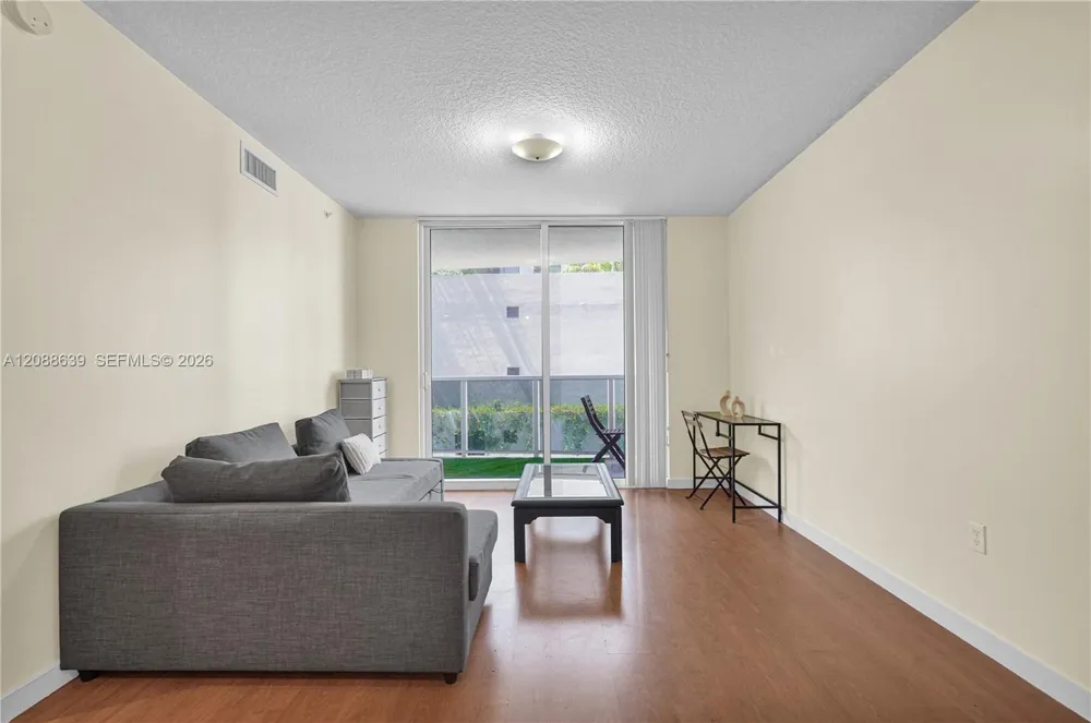 601 NE 23rd St #901 Miami, FL 33137