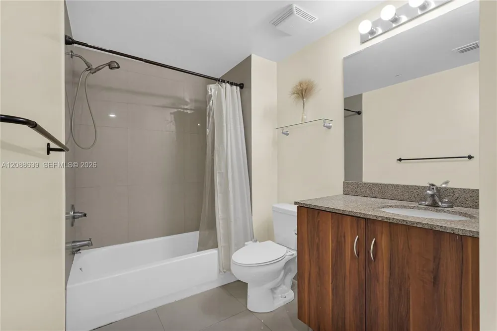 601 NE 23rd St #901 Miami, FL 33137