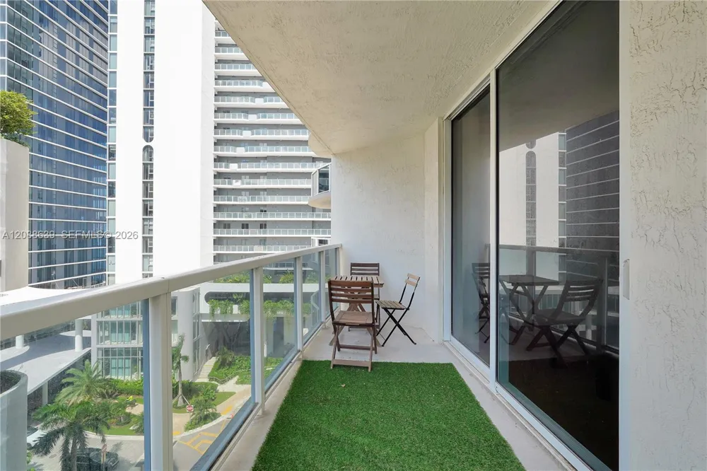 601 NE 23rd St #901 Miami, FL 33137
