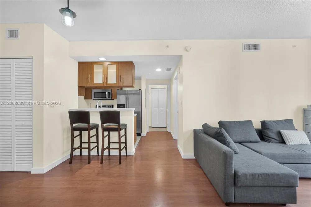 601 NE 23rd St #901 Miami, FL 33137