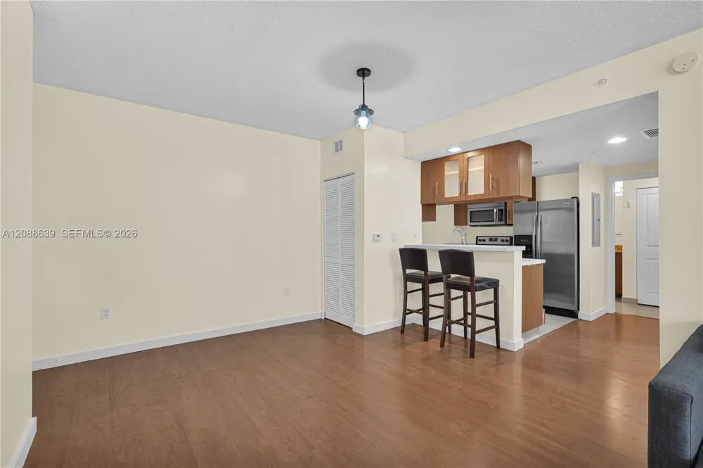 601 NE 23rd St #901 Miami, FL 33137