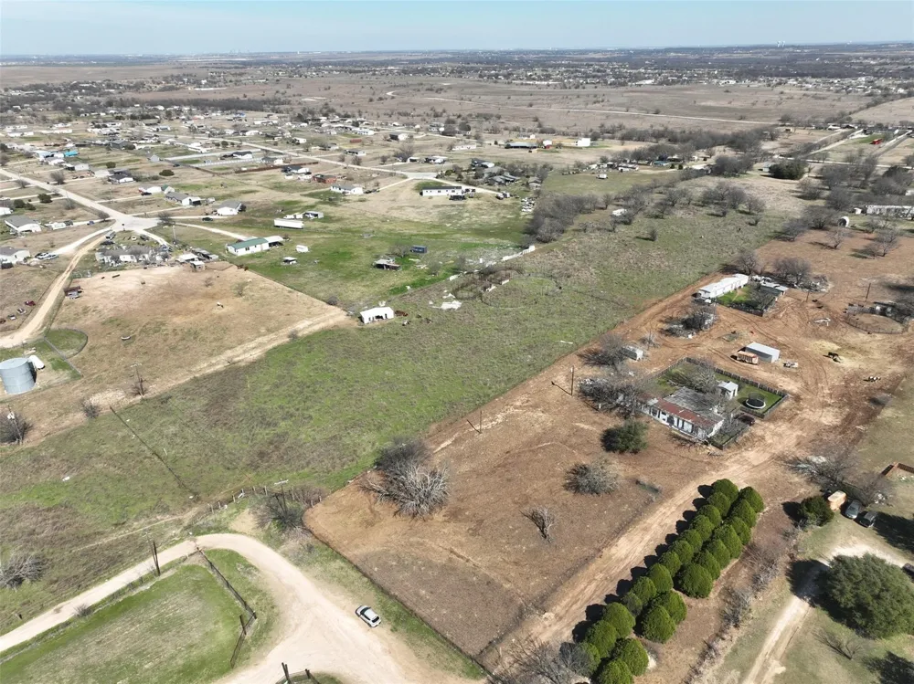 8824 Clearview Drive Joshua, TX 76058
