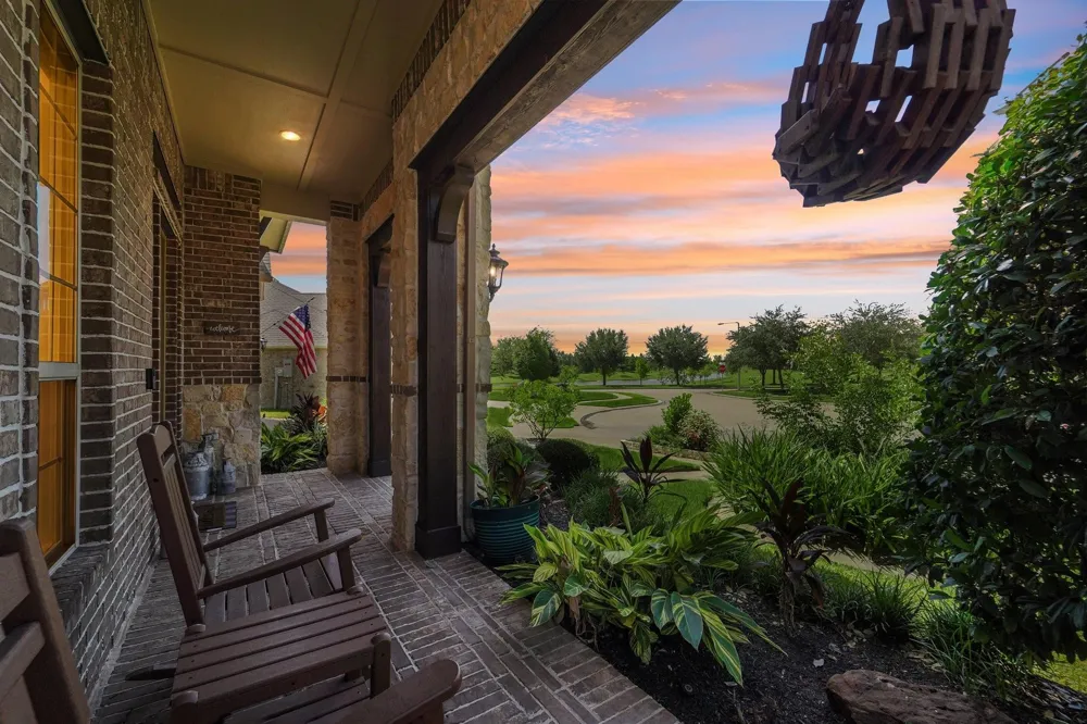 2211 Indigo Pass Court Friendswood, TX 77546