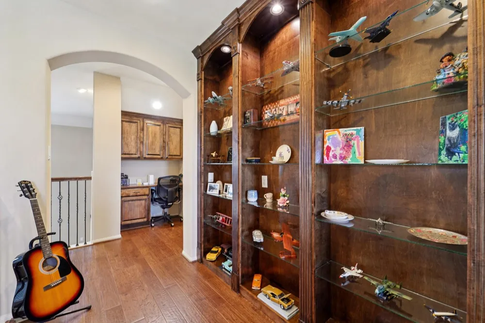 2211 Indigo Pass Court Friendswood, TX 77546