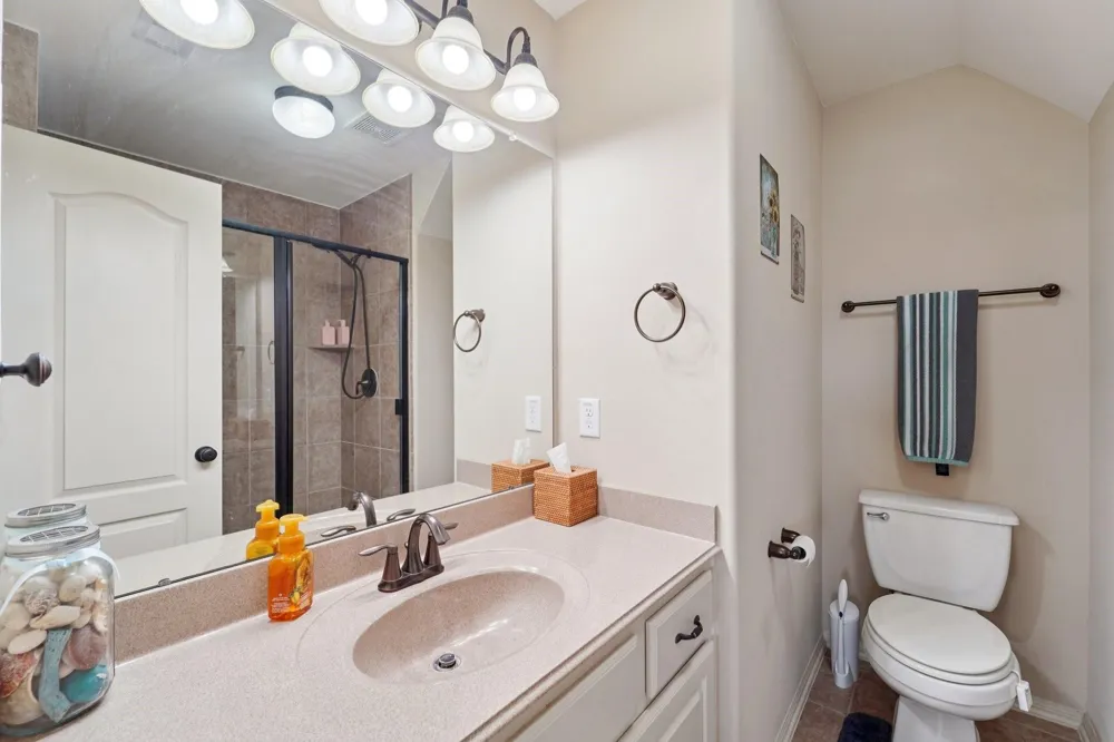 2211 Indigo Pass Court Friendswood, TX 77546
