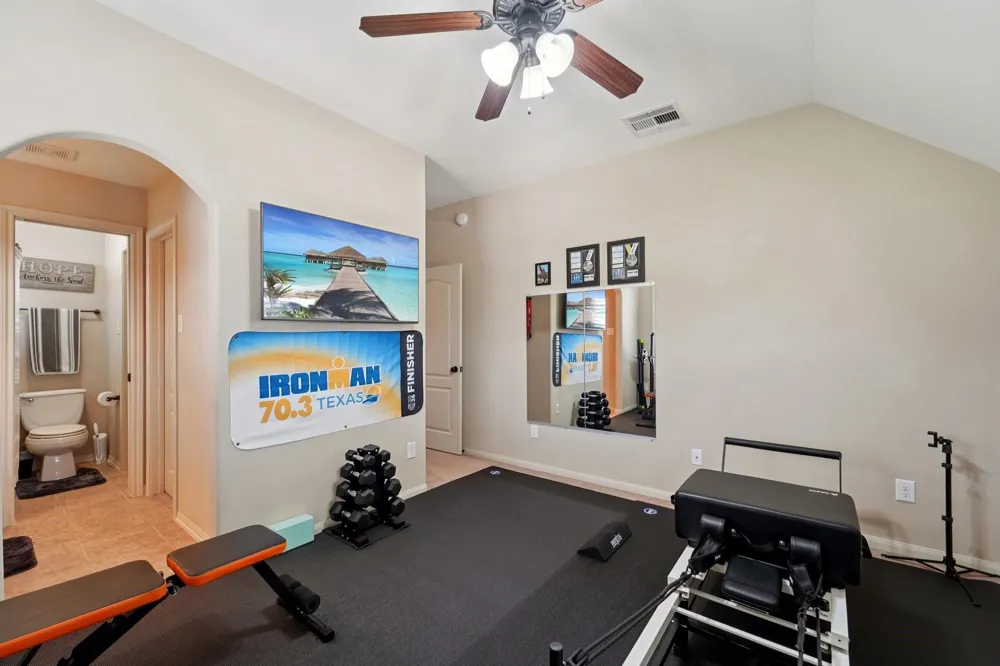 2211 Indigo Pass Court Friendswood, TX 77546
