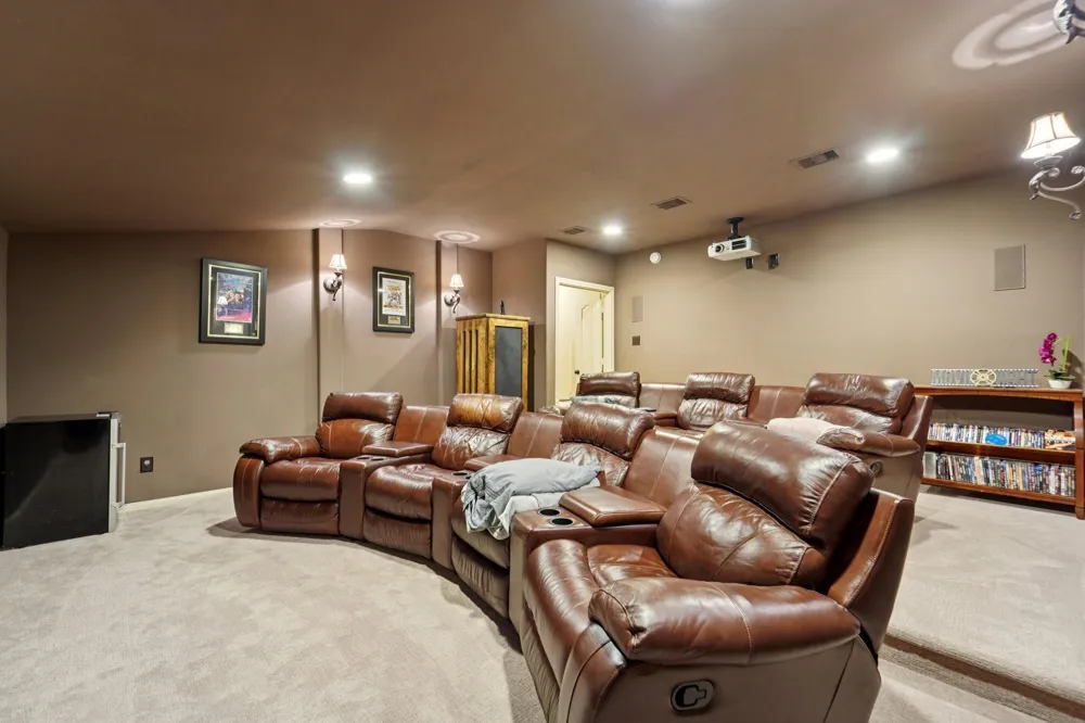 2211 Indigo Pass Court Friendswood, TX 77546