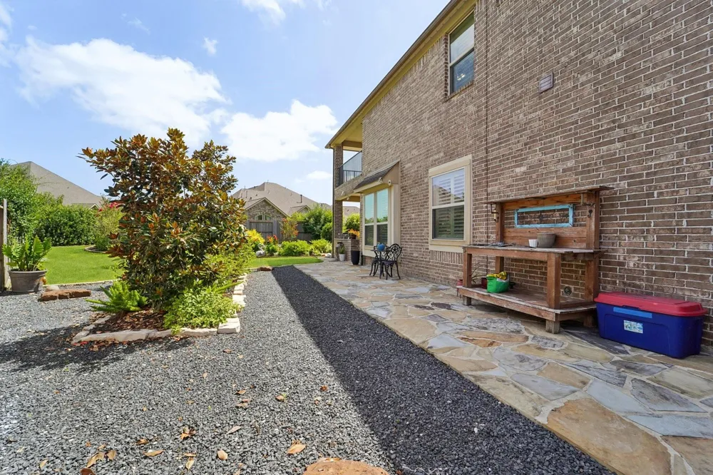 2211 Indigo Pass Court Friendswood, TX 77546