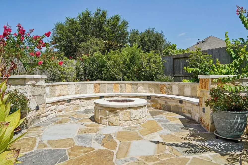 2211 Indigo Pass Court Friendswood, TX 77546