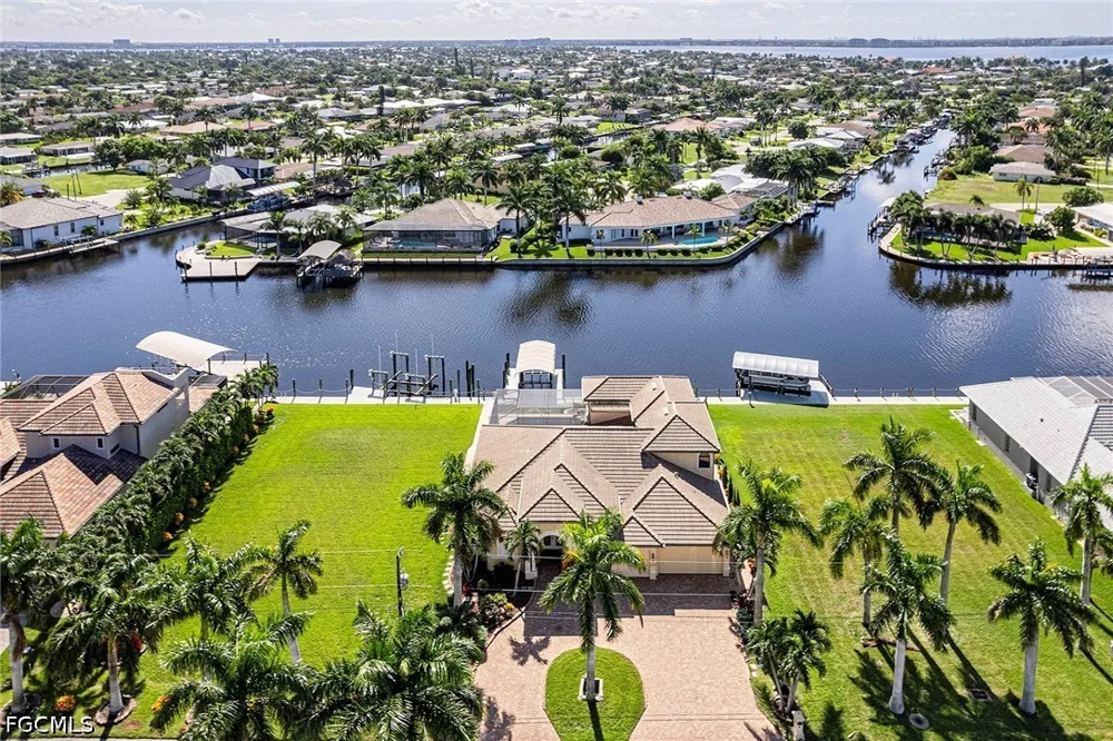 Sorrento Court Cape Coral, FL 33904