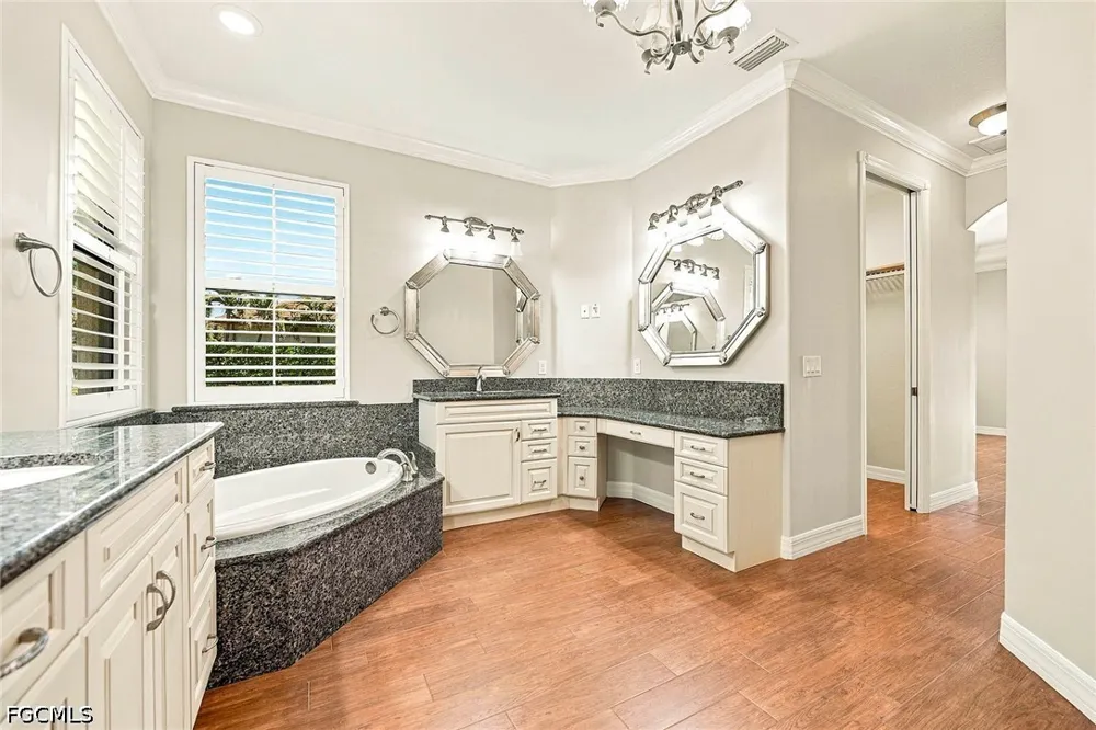 Sorrento Court Cape Coral, FL 33904