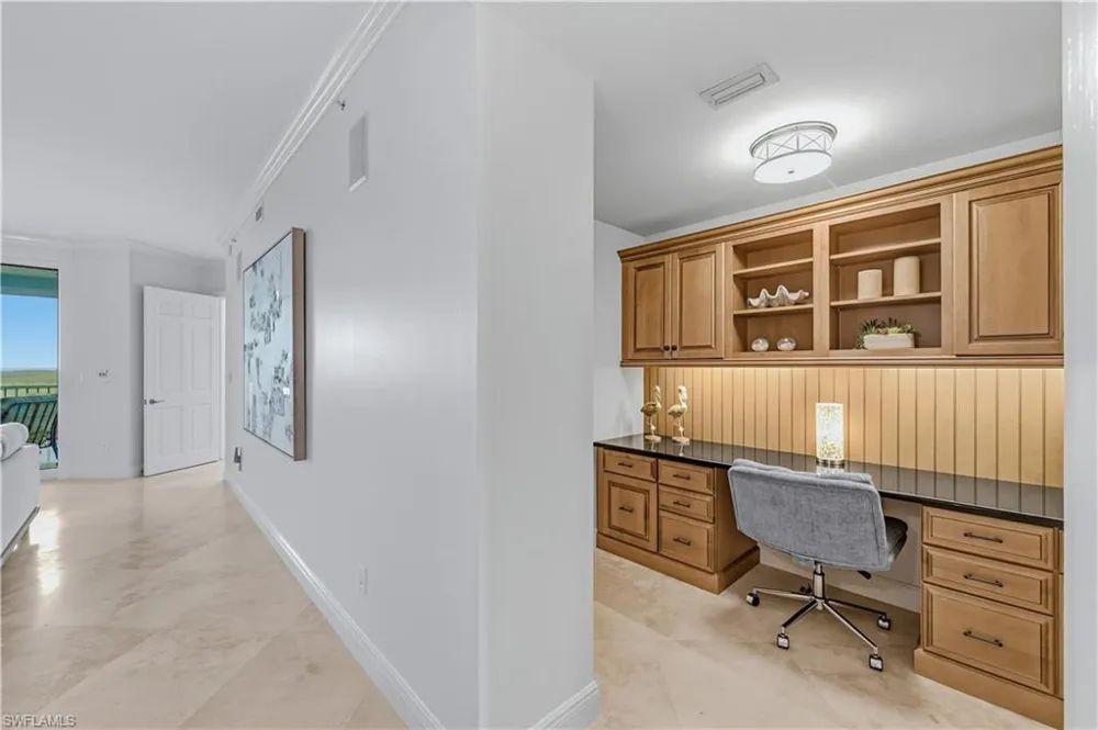 275 Indies Way #605 Naples, FL 34110