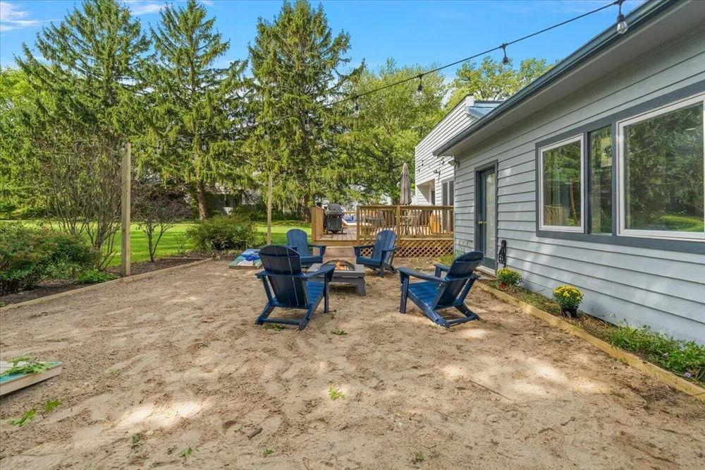3960 Evergreen Lane Hagar Township, MI 49022