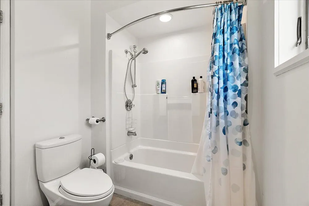 3960 Evergreen Lane Hagar Township, MI 49022