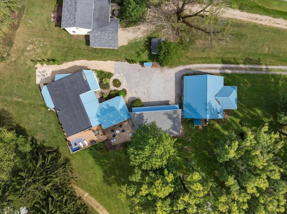 3960 Evergreen Lane Hagar Township, MI 49022