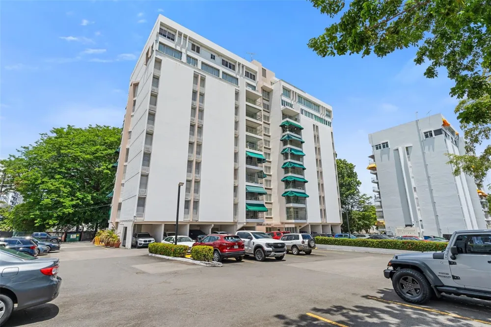Parque San Patricio 1 EBANO #402 Guaynabo, PR 00968
