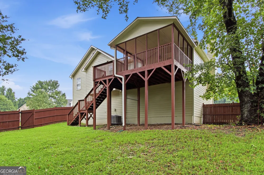 15 Charleston CT Dallas, GA 30157