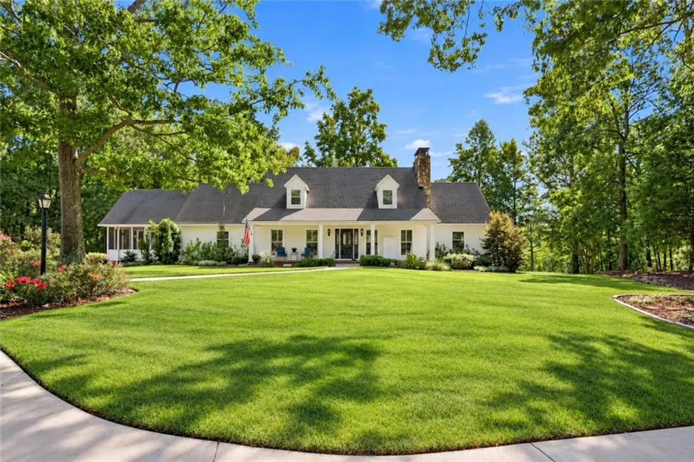 297 Henderson Lake Drive Canton, GA 30115