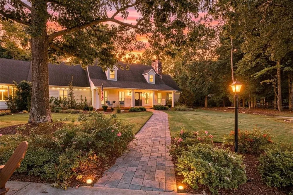 297 Henderson Lake Drive Canton, GA 30115