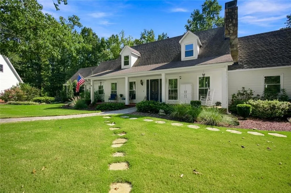 297 Henderson Lake Drive Canton, GA 30115
