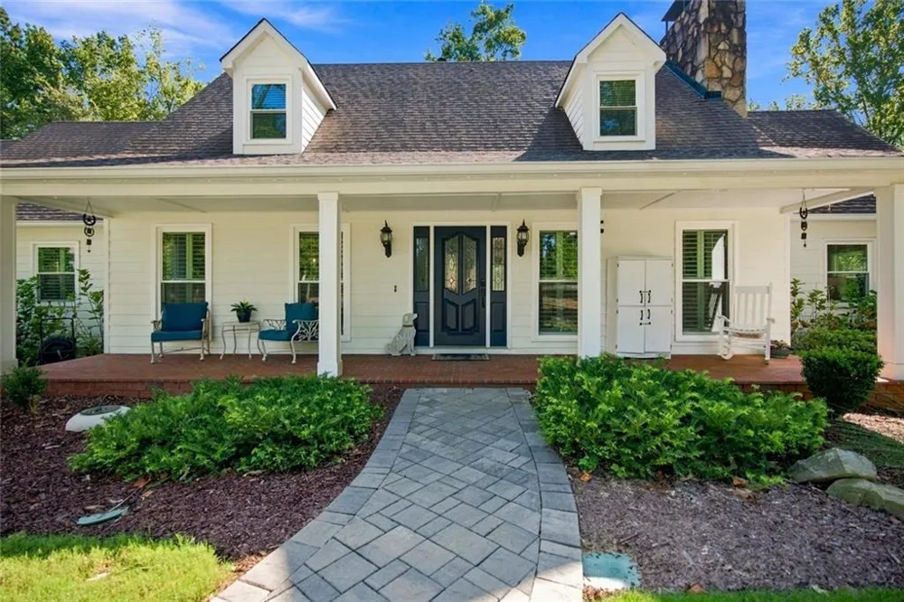 297 Henderson Lake Drive Canton, GA 30115