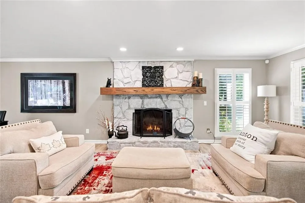 297 Henderson Lake Drive Canton, GA 30115