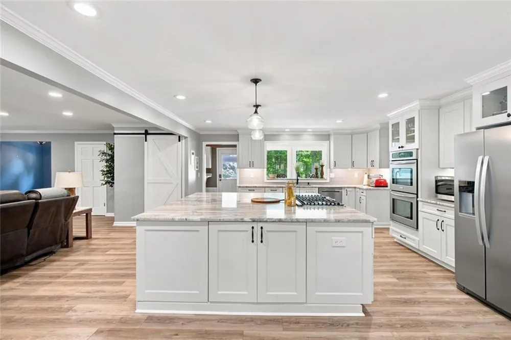 297 Henderson Lake Drive Canton, GA 30115