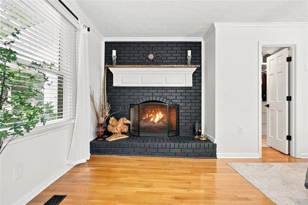 297 Henderson Lake Drive Canton, GA 30115