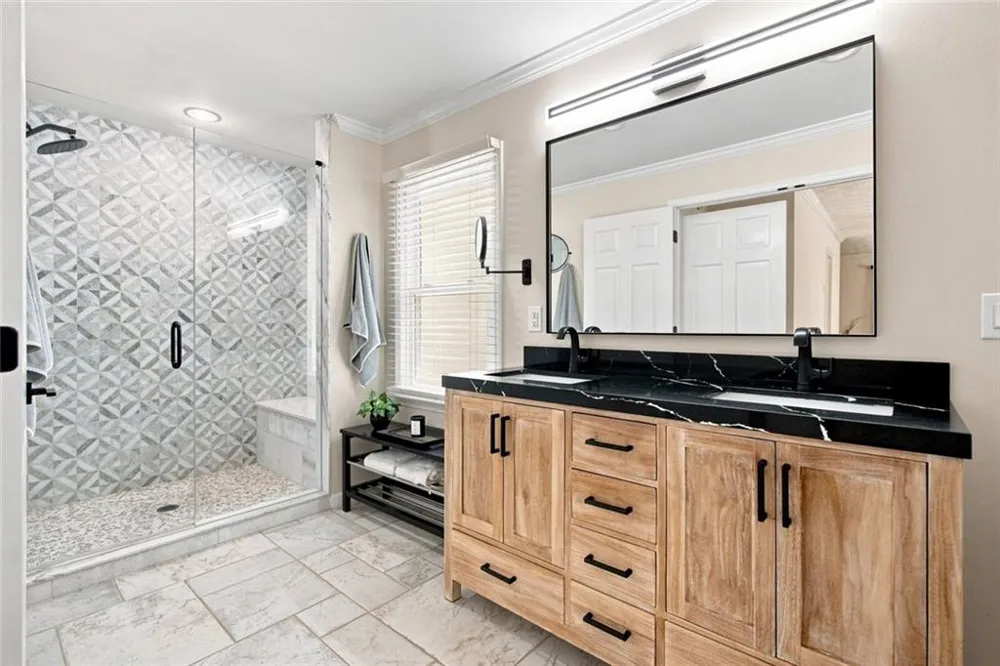 297 Henderson Lake Drive Canton, GA 30115