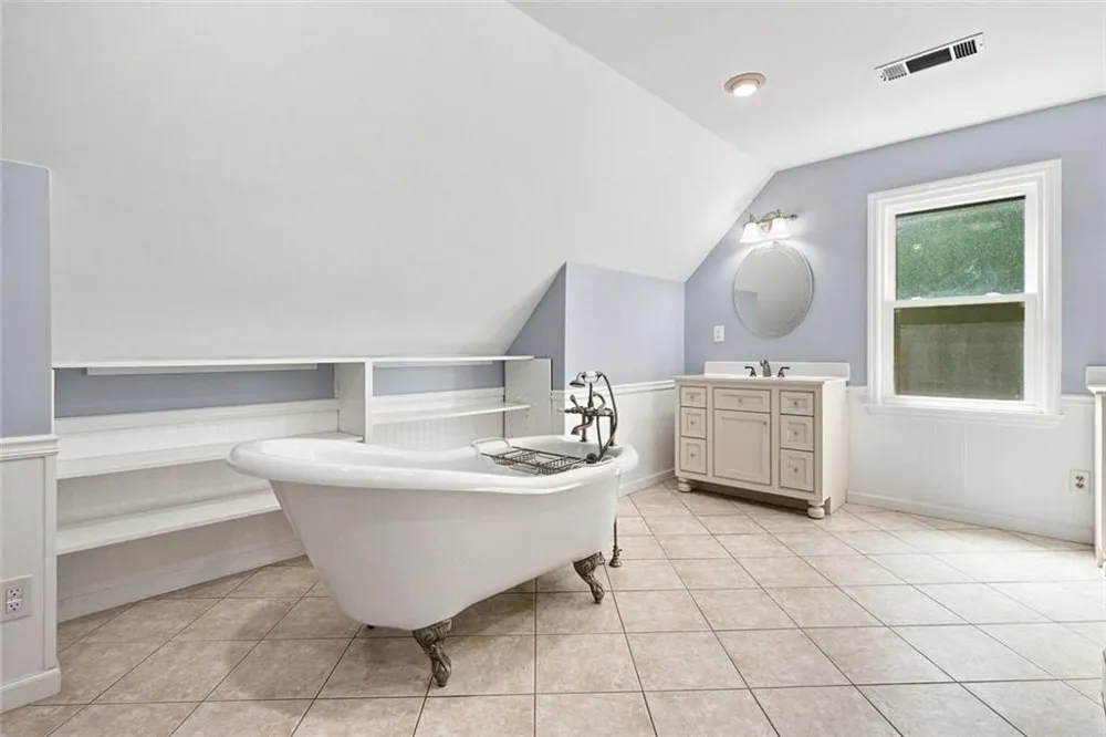 297 Henderson Lake Drive Canton, GA 30115