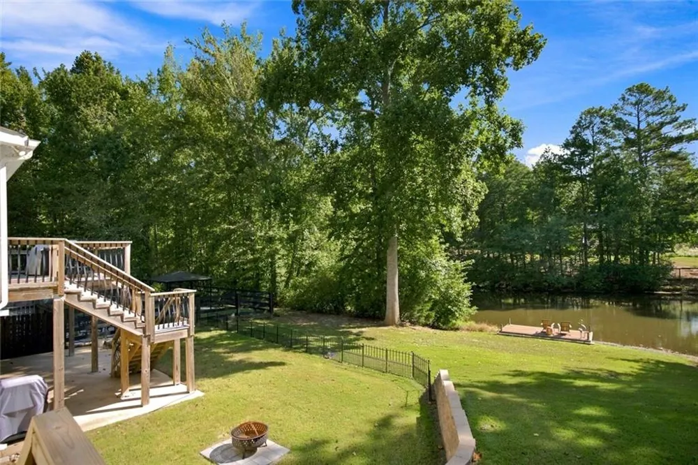 297 Henderson Lake Drive Canton, GA 30115