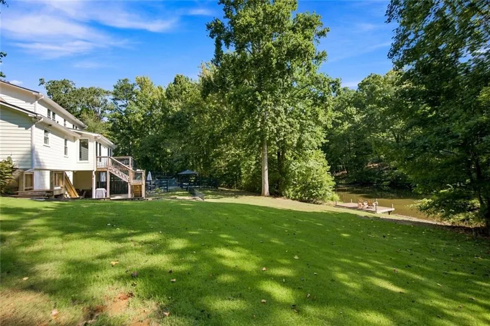 297 Henderson Lake Drive Canton, GA 30115