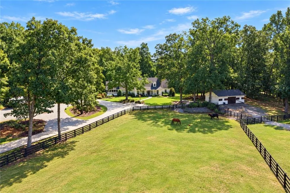 297 Henderson Lake Drive Canton, GA 30115