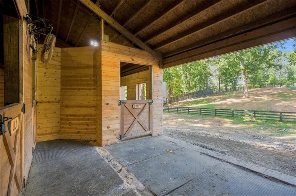297 Henderson Lake Drive Canton, GA 30115