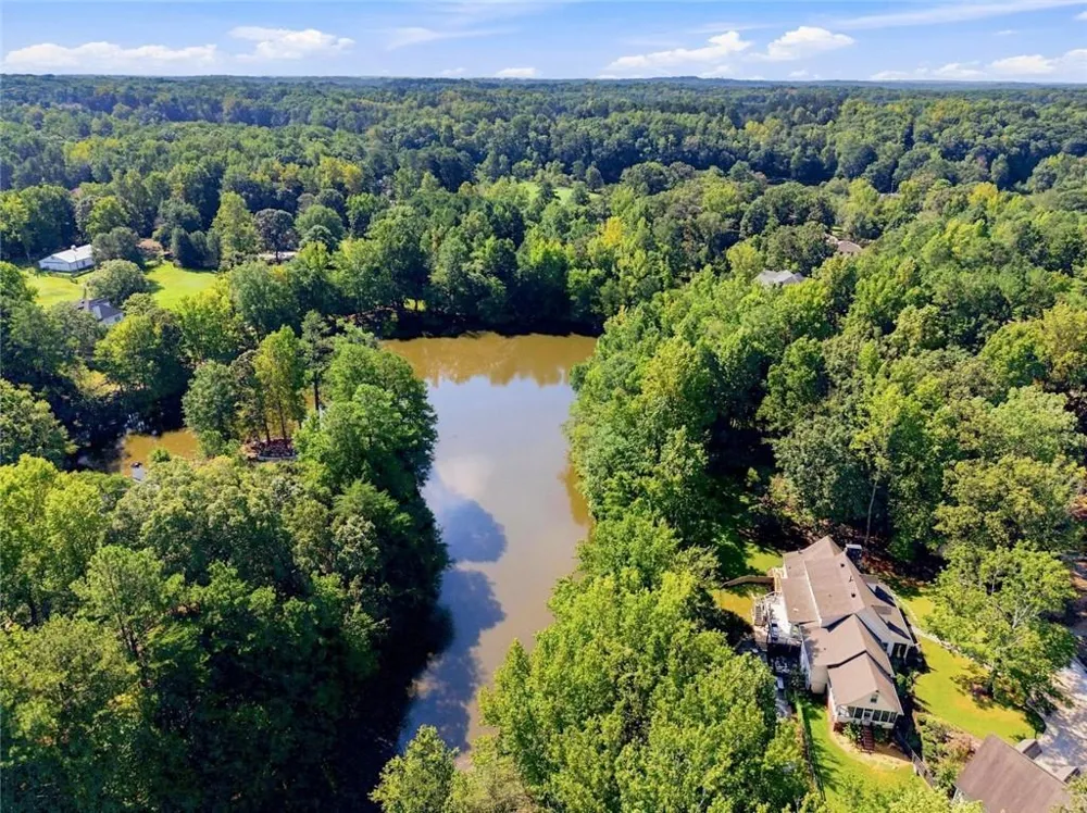 297 Henderson Lake Drive Canton, GA 30115