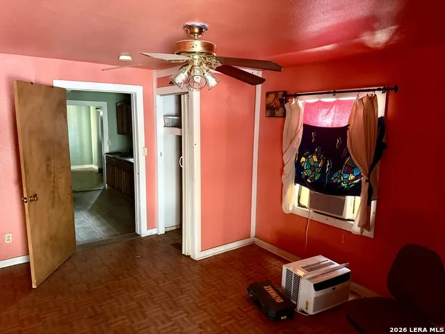 203 Huntington San Antonio, TX 78207