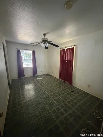 203 Huntington San Antonio, TX 78207