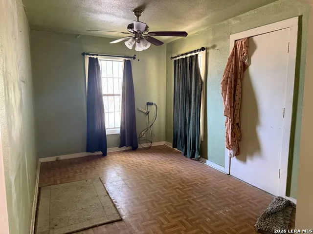 203 Huntington San Antonio, TX 78207