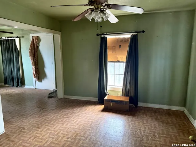 203 Huntington San Antonio, TX 78207