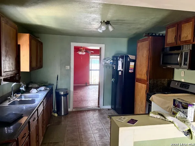 203 Huntington San Antonio, TX 78207