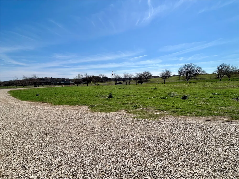 9079 Fm 1886 Azle, TX 76020