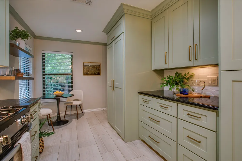 920 Bison Trail Dallas, TX 75208