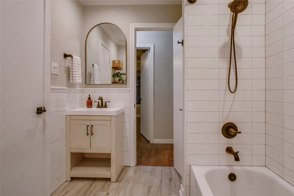 920 Bison Trail Dallas, TX 75208