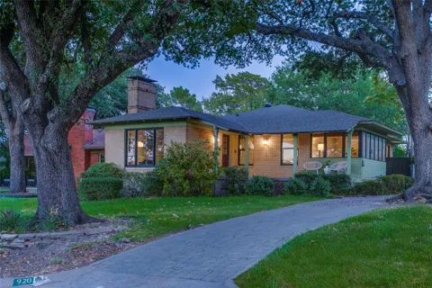 920 Bison Trail