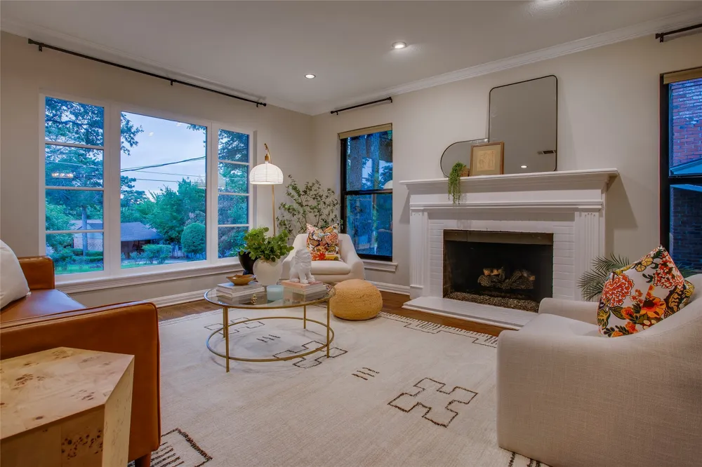 920 Bison Trail Dallas, TX 75208