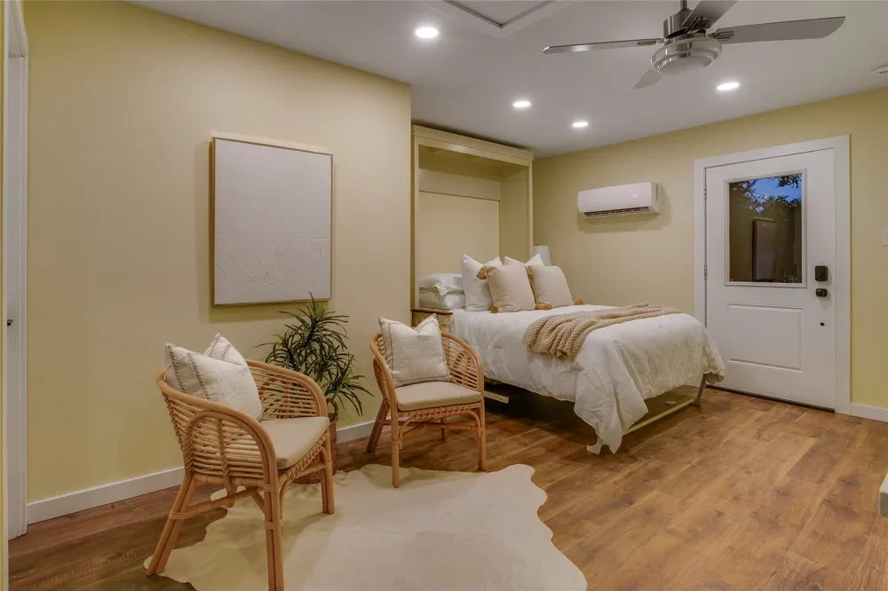 920 Bison Trail Dallas, TX 75208