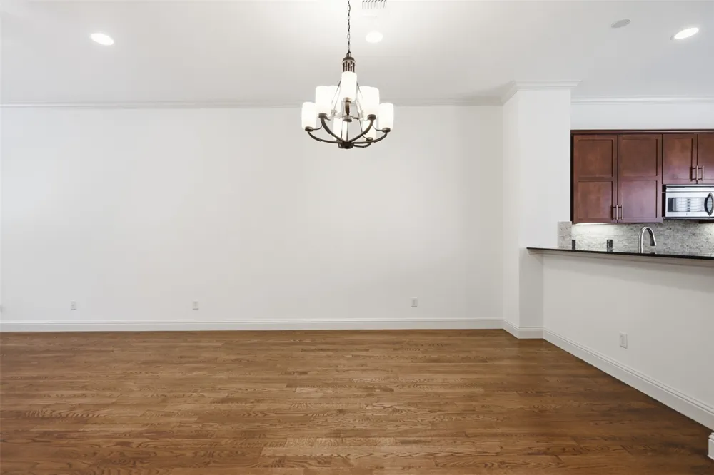 636 E Bluff Street Fort Worth, TX 76102