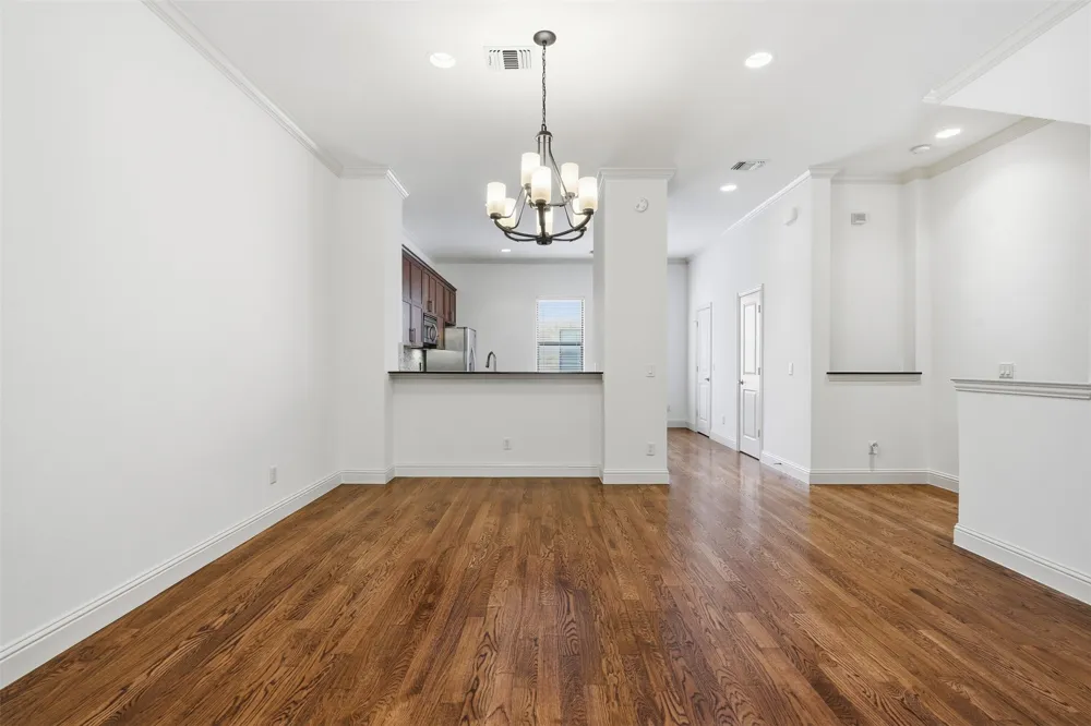 636 E Bluff Street Fort Worth, TX 76102